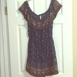 Navy -Off shoulders romper